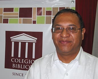 Gonzalo Flores