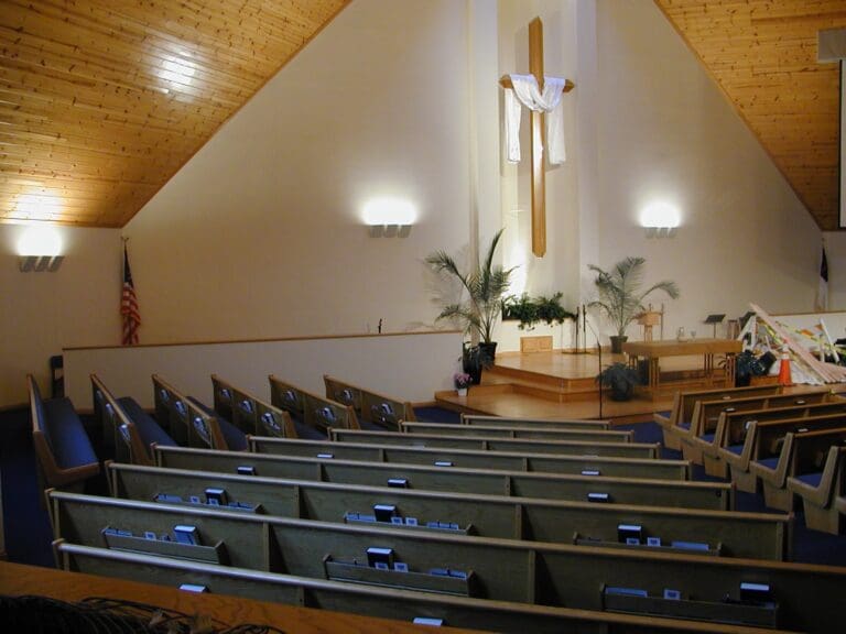 Pews towards Left 768x576
